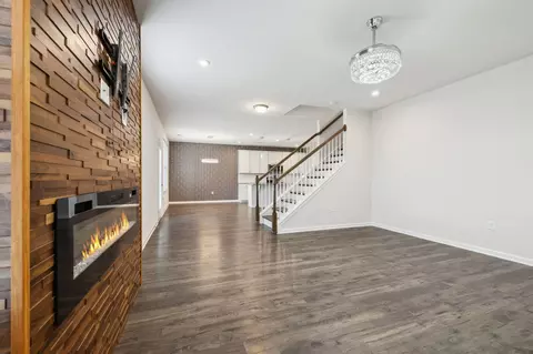 Living - 3610 Lantern Ln, Murfreesboro, TN 37128 photo 10 of 11