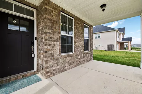 Exterior - 3610 Lantern Ln, Murfreesboro, TN 37128 photo 8 of 11