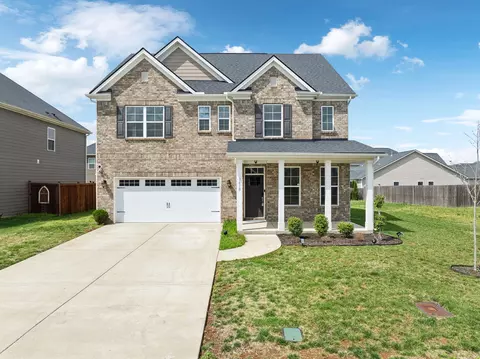 Exterior - 3610 Lantern Ln, Murfreesboro, TN 37128 photo 2 of 11