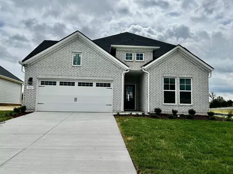 3912 Trinity Woods Rd, Columbia, TN 38401