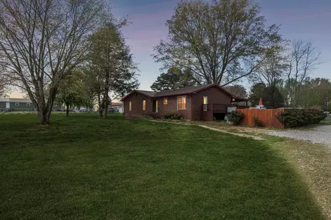 61 Lee Ln, Huntland, TN 37345