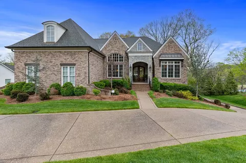 6685 Hastings Ln, Franklin, TN 37069