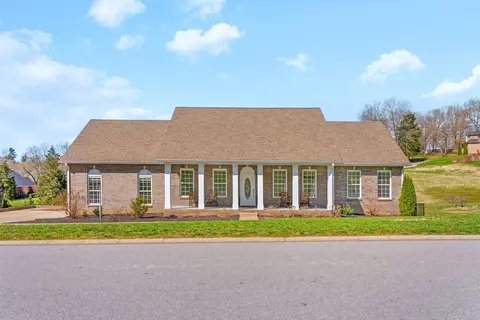 2015 Mossy Oak Cir, Clarksville, TN 37043