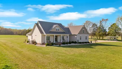 Exterior - 166 Bennett Cemetery Rd, Decherd, TN 37324 photo 5 of 23