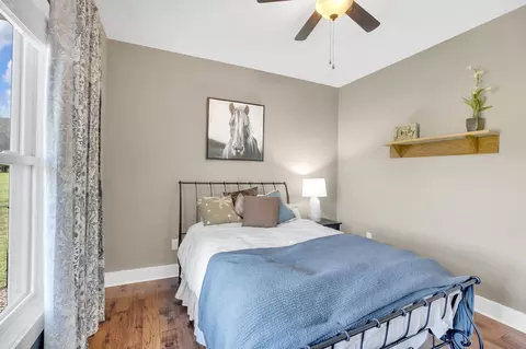 Bedroom - 166 Bennett Cemetery Rd, Decherd, TN 37324 photo 5 of 12