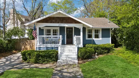 207 36th Ave N, Nashville, TN 37209