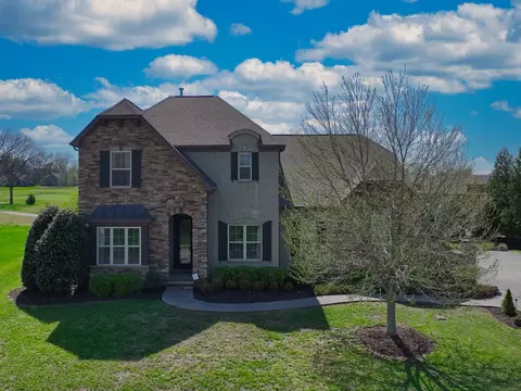 1496 Foxland Blvd, Gallatin, TN 37066
