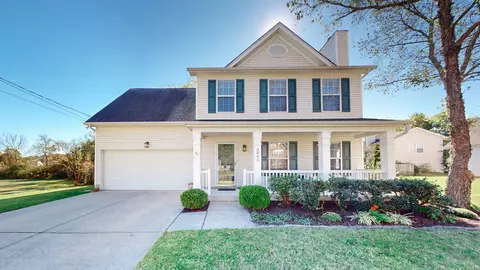 2045 Stanford Village Dr, Antioch, TN 37013