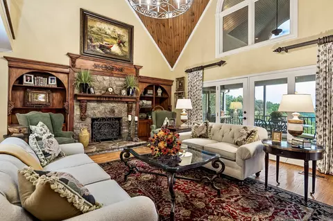 Living - 180 Austin Ridge Rd, Baxter, TN 38544 photo 1 of 4
