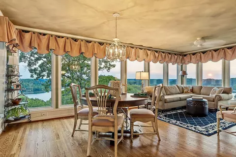 Dining - 180 Austin Ridge Rd, Baxter, TN 38544 photo 3 of 4