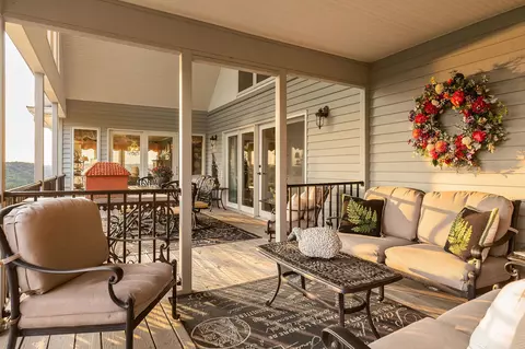 Exterior - 180 Austin Ridge Rd, Baxter, TN 38544 photo 8 of 11
