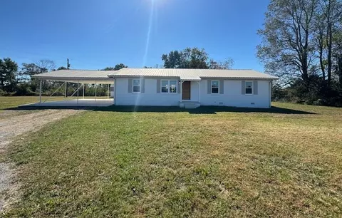 2911 Winchester Hwy, Elora, TN 37328