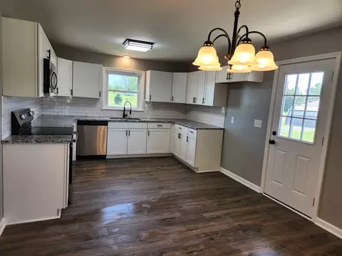 Kitchen - 951 Revilo Rd, Five Points, TN 38457 photo 3 of 4