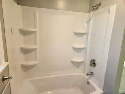 Bath - 951 Revilo Rd, Five Points, TN 38457 photo 2 of 2