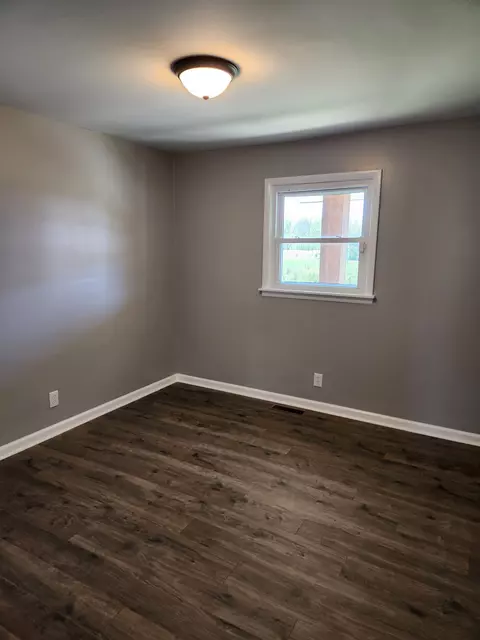 Bedroom - 951 Revilo Rd, Five Points, TN 38457 photo 4 of 4