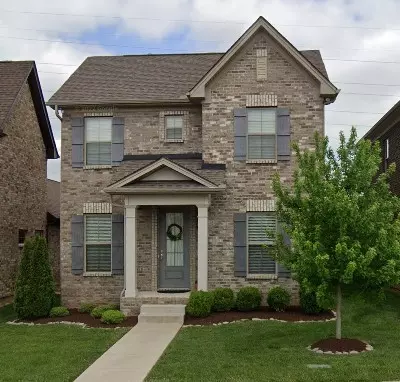1050 Paddock Park Cir, Gallatin, TN 37066
