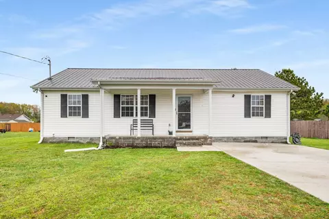 65 Woods Edge Ct, Manchester, TN 37355