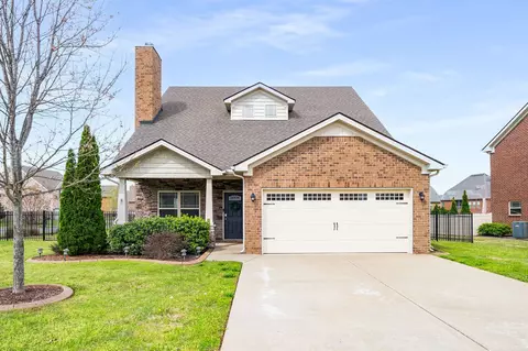 1018 Spartacus Way, Murfreesboro, TN 37129