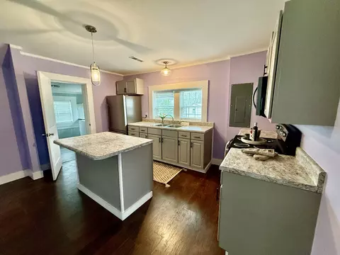 Kitchen - 411 Grace Ave, Baxter, TN 38544 photo 2 of 5