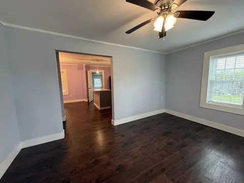 Living - 411 Grace Ave, Baxter, TN 38544 photo 2 of 2