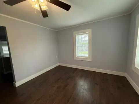 Living - 411 Grace Ave, Baxter, TN 38544 photo 1 of 2