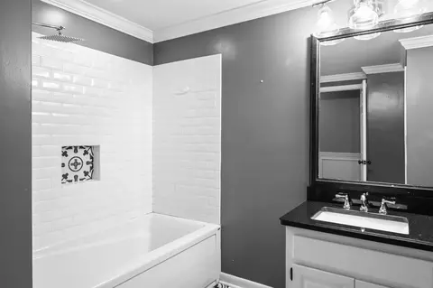 Bath - 175 Bellview Rd, Taft, TN 38488 photo 3 of 4