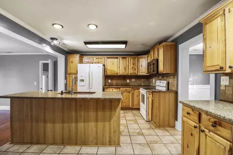 Kitchen - 175 Bellview Rd, Taft, TN 38488 photo 1 of 4