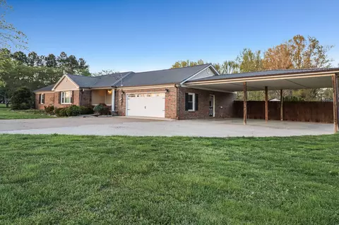 Exterior - 175 Bellview Rd, Taft, TN 38488 photo 3 of 8