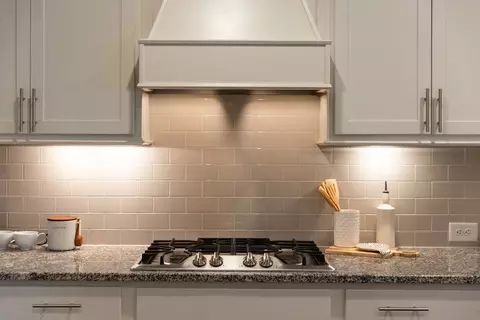 Kitchen - 1044 Scouting Dr, Franklin, TN 37064 photo 5 of 8