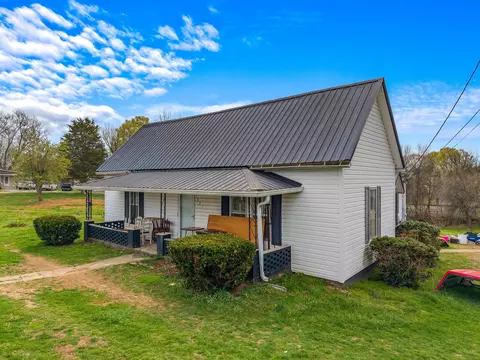 Exterior - 1023 Hunter Rd, Talbott, TN 37877 photo 2 of 4