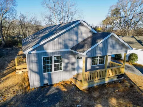 917 Ave F, Dalton, GA 30721