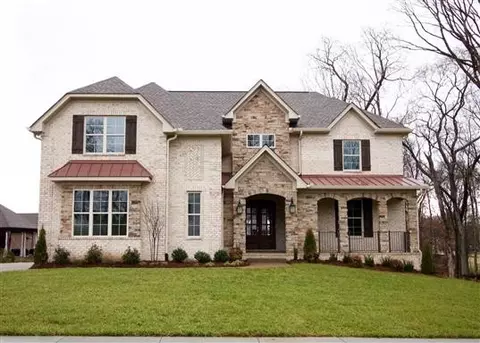 245 Scarsdale Dr N, Hendersonville, TN 37075