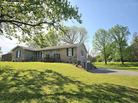 2604 Springdale Dr, Lebanon, TN 37087