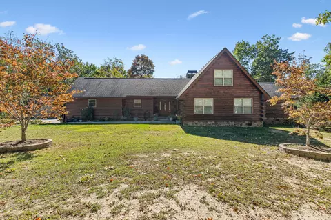 1595 N Campbell Rd, Altamont, TN 37301