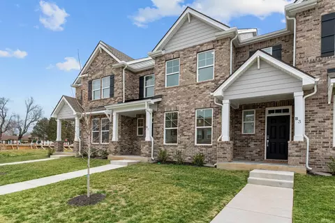 2900 Suzanne Landon Dr #M5, Murfreesboro, TN 37130