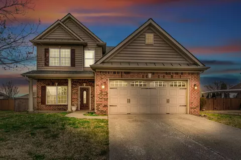 1082 Savannah Ave, Gallatin, TN 37066