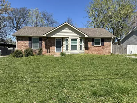 347 Erie Dr, Clarksville, TN 37040