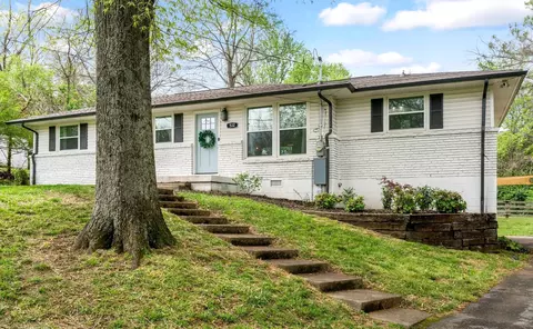 532 Northcrest Dr, Nashville, TN 37211