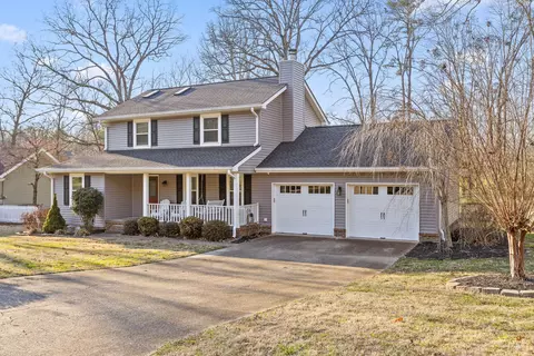 2511 Woodthrush Dr, Chattanooga, TN 37421