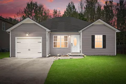 1322 Whitt Ln, Clarksville, TN 37042