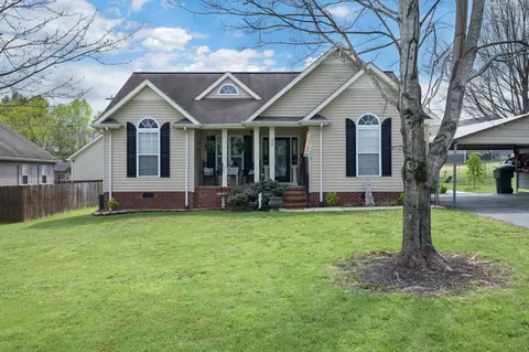 33 Duck Hawk Dr, Mcminnville, TN 37110