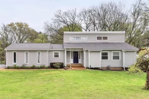 5132 Saundersville Rd, Old Hickory, TN 37138