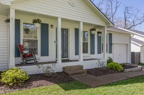 Exterior - 1304 Mallard Dr, Franklin, TN 37064 photo 3 of 16