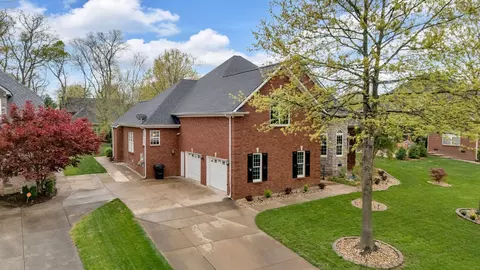 5347 Cavendish Dr, Murfreesboro, TN 37128 photo 2