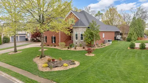 5347 Cavendish Dr, Murfreesboro, TN 37128