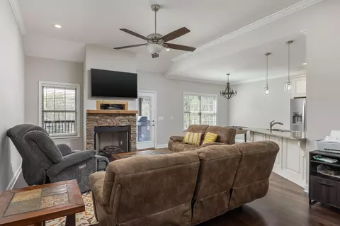 7536 Grasshopper Rd, Georgetown, TN 37336 photo 3