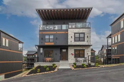 348 Rambling Creek Way, Sevierville, TN 37862
