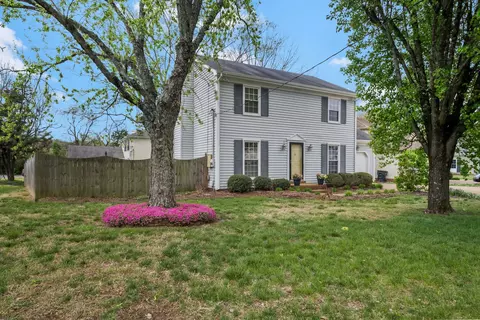 5600 Fairhaven Dr, Nashville, TN 37211