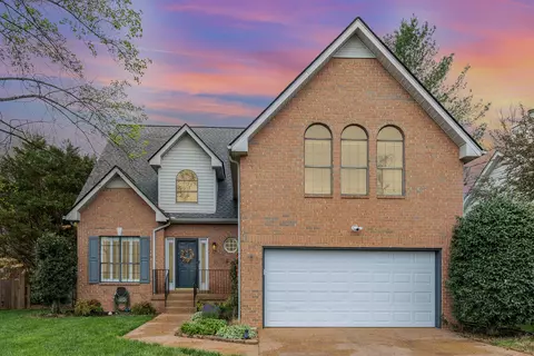 221 Holt Hills Rd, Nashville, TN 37211