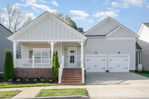 132 Daniel St, Pleasant View, TN 37146